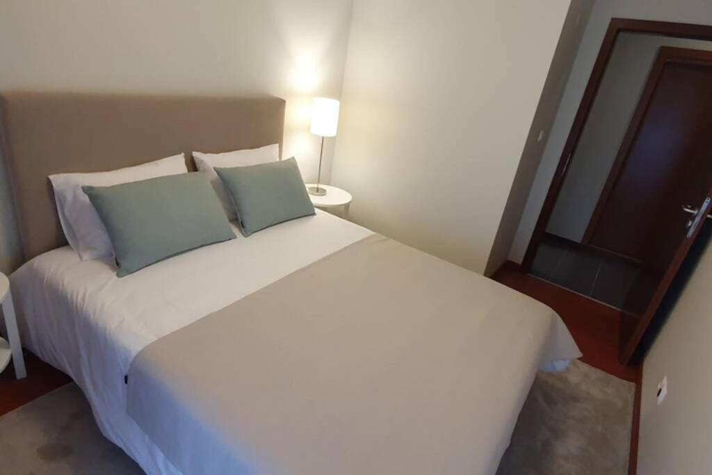 Apartamento Faja De Cima Lägenhet Exteriör bild